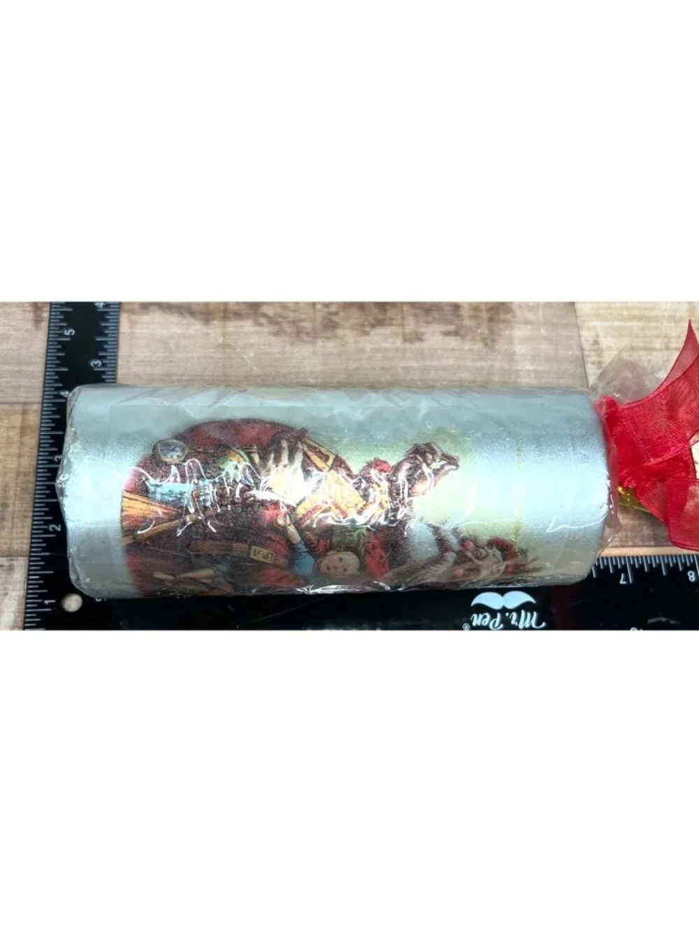 Rosalind Walshe Santa Claus Christmas Candle Decor